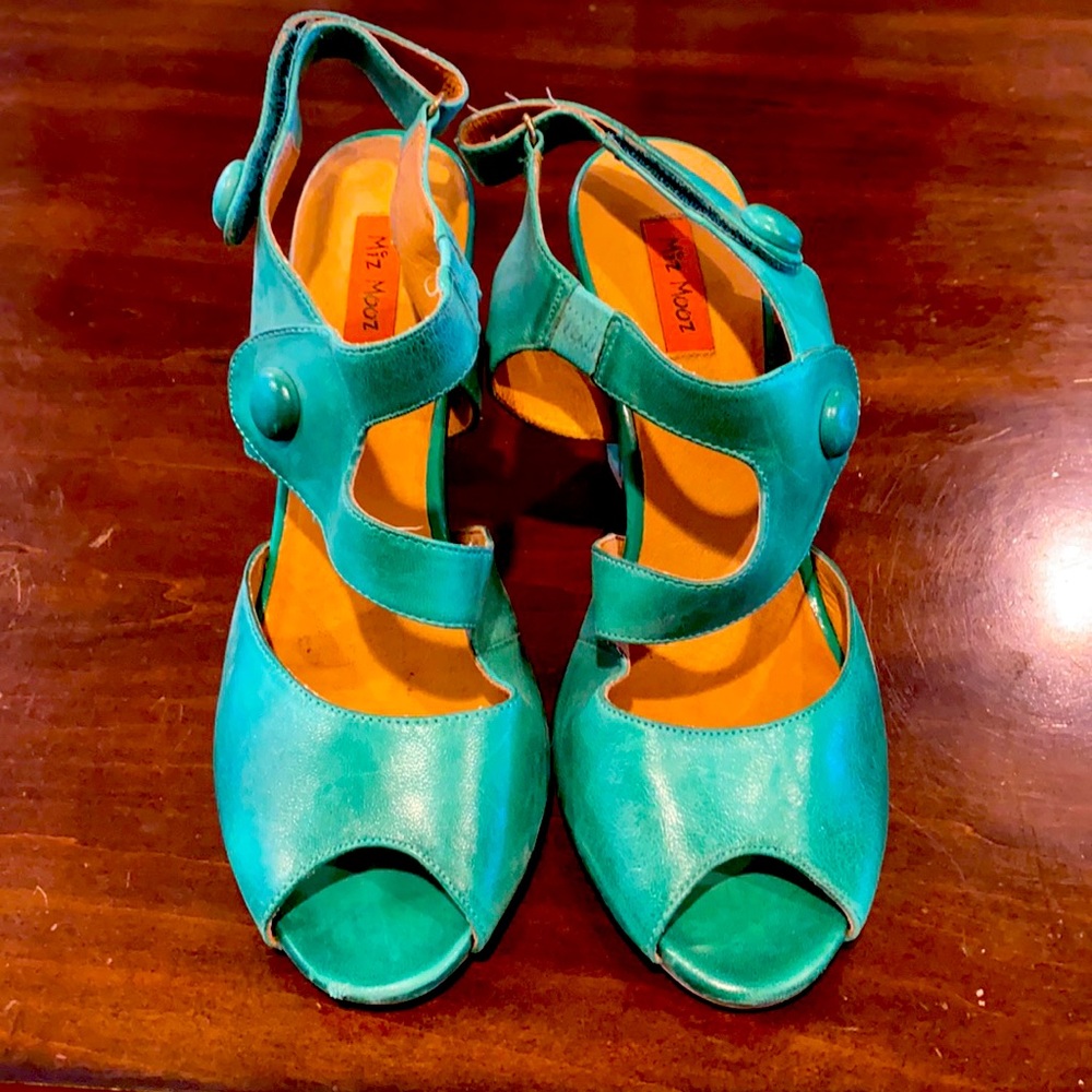 Miz Mooz green sapphire leather heel